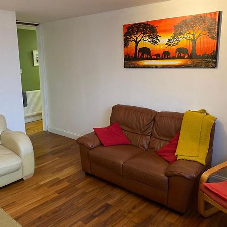 The Kingston Hideaway Hostel Kingston upon Thames  Bagian luar foto