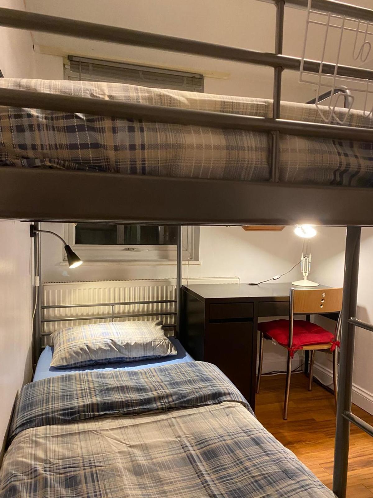 The Kingston Hideaway Hostel Kingston upon Thames  Bagian luar foto